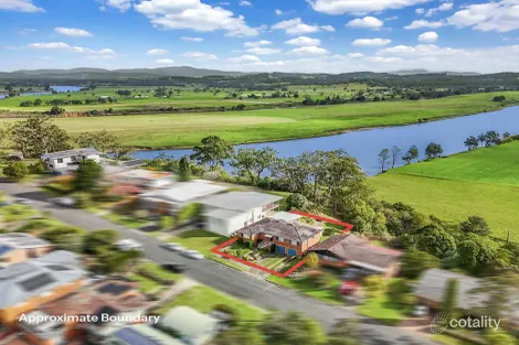 Property photo of 32 Ritchie Crescent Taree NSW 2430