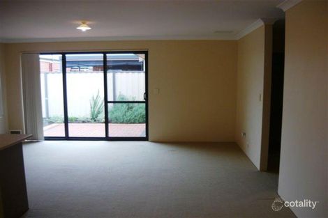 Property photo of 32/91 Lowanna Way Armadale WA 6112