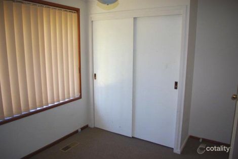 Property photo of 9 Tufnel Court Endeavour Hills VIC 3802