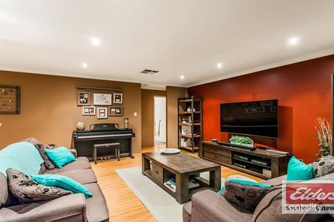 Property photo of 9 Ringwood Loop Wellard WA 6170