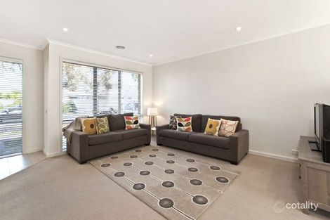 Property photo of 15 Pebble Beach Place Heatherton VIC 3202
