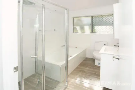 Property photo of 3 Zeil Street Riverhills QLD 4074