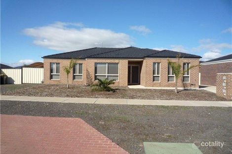 1/18 Marlo Dr, Harkness, VIC 3337