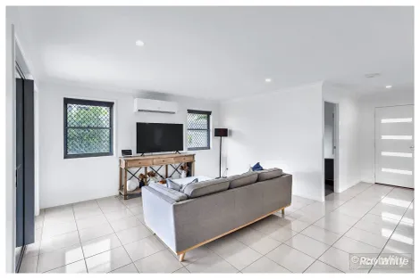 Property photo of 10 New Haven Way Parkhurst QLD 4702