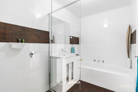 Property photo of 6 Impressa Close Langwarrin VIC 3910