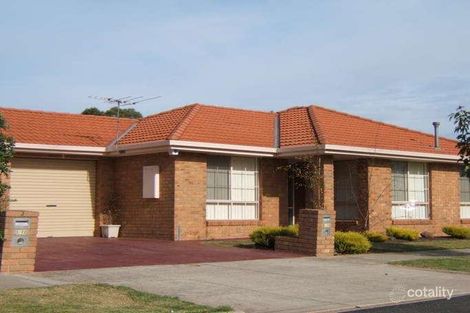 Property photo of 1/22 Tennyson Drive Delahey VIC 3037