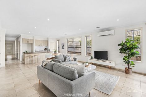 Property photo of 18 Whitecliff Way Armstrong Creek VIC 3217