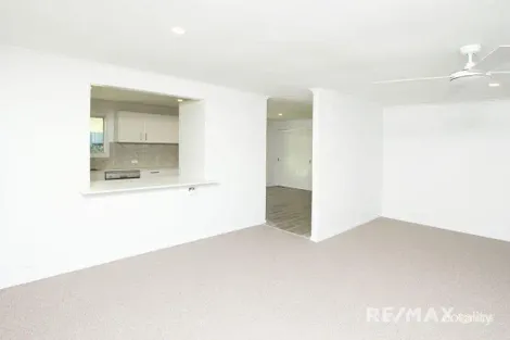 Property photo of 3 Zeil Street Riverhills QLD 4074