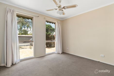 Property photo of 35 Tyntynder Drive Carrum Downs VIC 3201