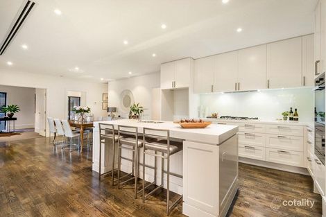 Property photo of 3/4 Carnarvon Road Caulfield North VIC 3161