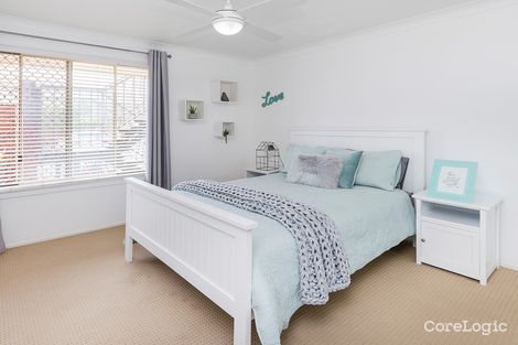 Property photo of 2/35 Milton Avenue Paradise Point QLD 4216