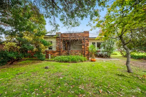 Property photo of 28 Boneo Road Rosebud VIC 3939