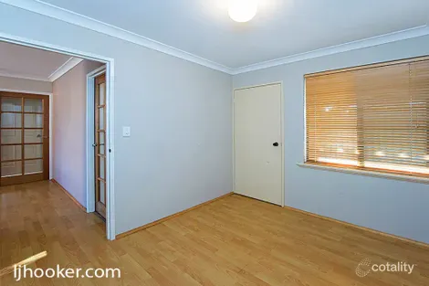 Property photo of 4/12 Kaliamba Court Cannington WA 6107