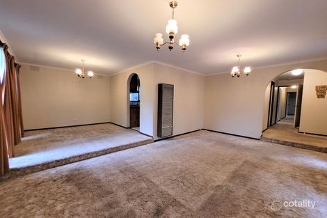 Property photo of 2 Juniper Court Narre Warren VIC 3805