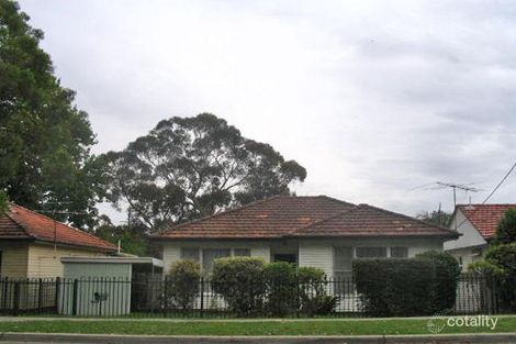 33 Waratah Rd, Engadine, NSW 2233