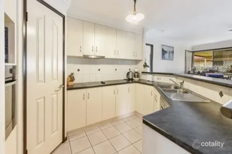 Property photo of 34 Wood Drive Middle Ridge QLD 4350