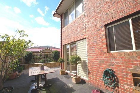 Property photo of 4/19 Kitchener Road Pascoe Vale VIC 3044