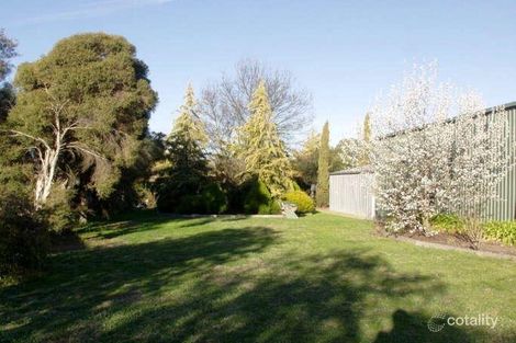 Property photo of 11 Shadforth Street Oxley VIC 3678