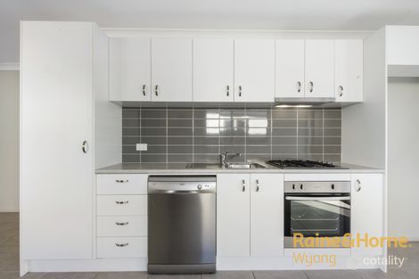 Property photo of 19A Freesia Way Hamlyn Terrace NSW 2259