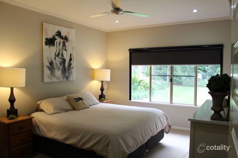 Property photo of 26 Greenvale Close Smithfield QLD 4878