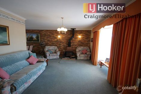 Property photo of 28 Olinda Street Craigmore SA 5114