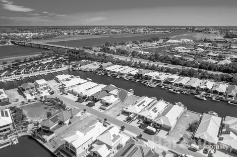 24 Europa Pl, Dudley Park, WA 6210