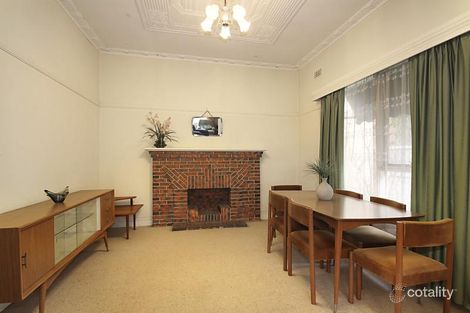Property photo of 10 Hopkins Street McKinnon VIC 3204