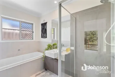 Property photo of 6 Mapleton Crescent Capalaba QLD 4157