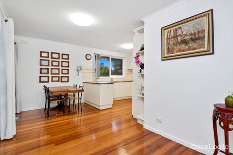 Property photo of 29 William Perry Close Endeavour Hills VIC 3802