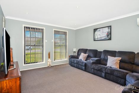 Property photo of 19 Burradoo Crescent Nowra NSW 2541