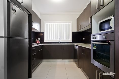 Property photo of 11 Stefan Lane Doonside NSW 2767