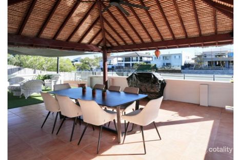 7 Monterey Ct, Broadbeach Waters, QLD 4218
