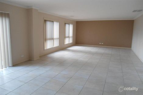 Property photo of 13 Hoya Place Sunbury VIC 3429