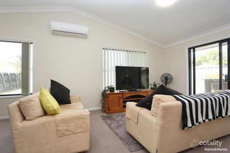 Property photo of 13 Dunbarton Lane Bethania QLD 4205