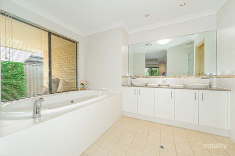 Property photo of 26 Whittaker Turn Piara Waters WA 6112