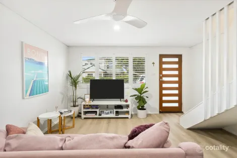 Property photo of 3/15-17 Turner Esplanade East Corrimal NSW 2518