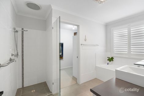 Property photo of 49 Princess Royal Parade Hindmarsh Island SA 5214