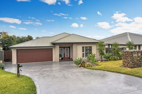 Property photo of 38 Banool Circuit Bomaderry NSW 2541