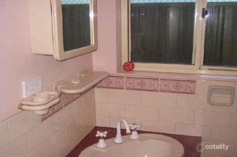 Property photo of 8 Port Ellen Court Greenwith SA 5125