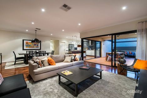 Property photo of 30 Oceanic Drive Dawesville WA 6211