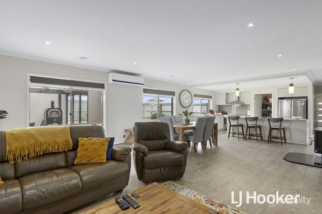 Property photo of 28 Obrien Circuit North Wonthaggi VIC 3995