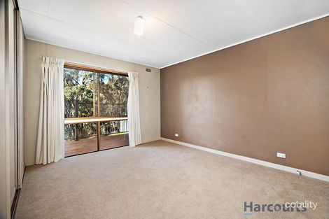 Property photo of 24 Oswin Drive Creswick VIC 3363