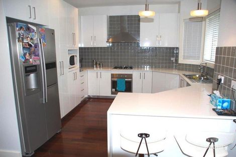 10 Dellwood St, South Granville, NSW 2142