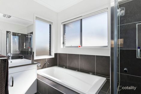 Property photo of 5 Capuchin Close Dakabin QLD 4503