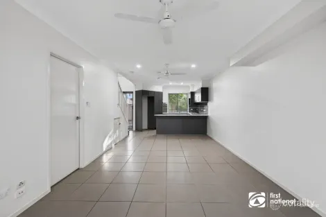 Property photo of 3/29 Freeth Street East Ormiston QLD 4160