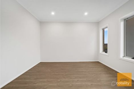 Property photo of 82 Norwood Avenue Melton South VIC 3338