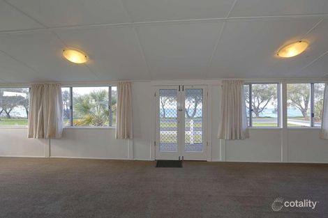 Property photo of 36 Esplanade Woodgate QLD 4660