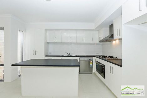 Property photo of 13/2 Fowey Loop Mindarie WA 6030