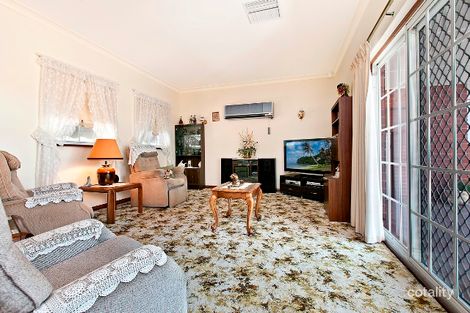 Property photo of 28 Cornwall Drive Gulfview Heights SA 5096