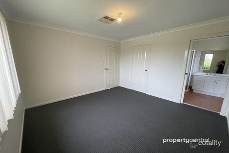 Property photo of 10 Cassar Crescent Cranebrook NSW 2749